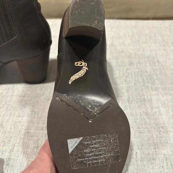 Ugg Leather Ankle Boot Size 9 - Picture 10 of 10